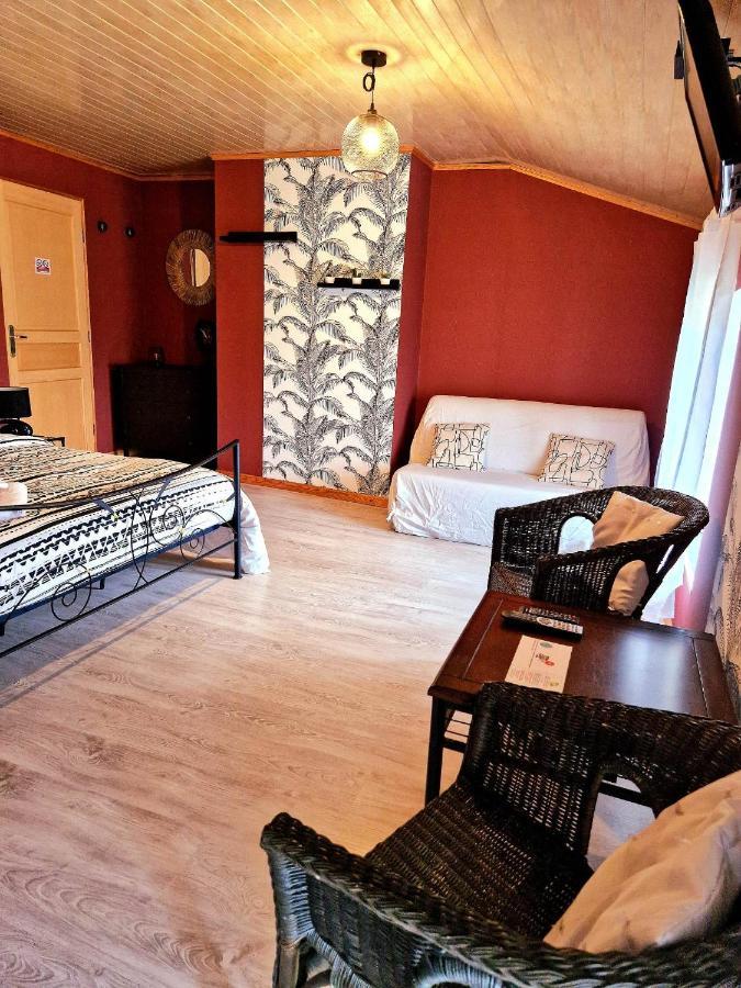 Le Domaine De Laurolie Hotel Gaujacq Екстериор снимка
