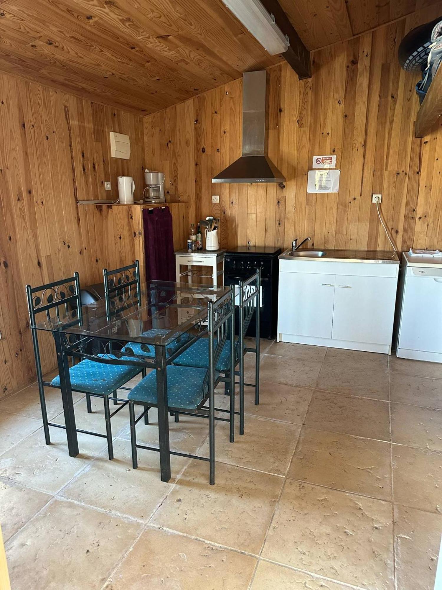 Le Domaine De Laurolie Hotel Gaujacq Екстериор снимка